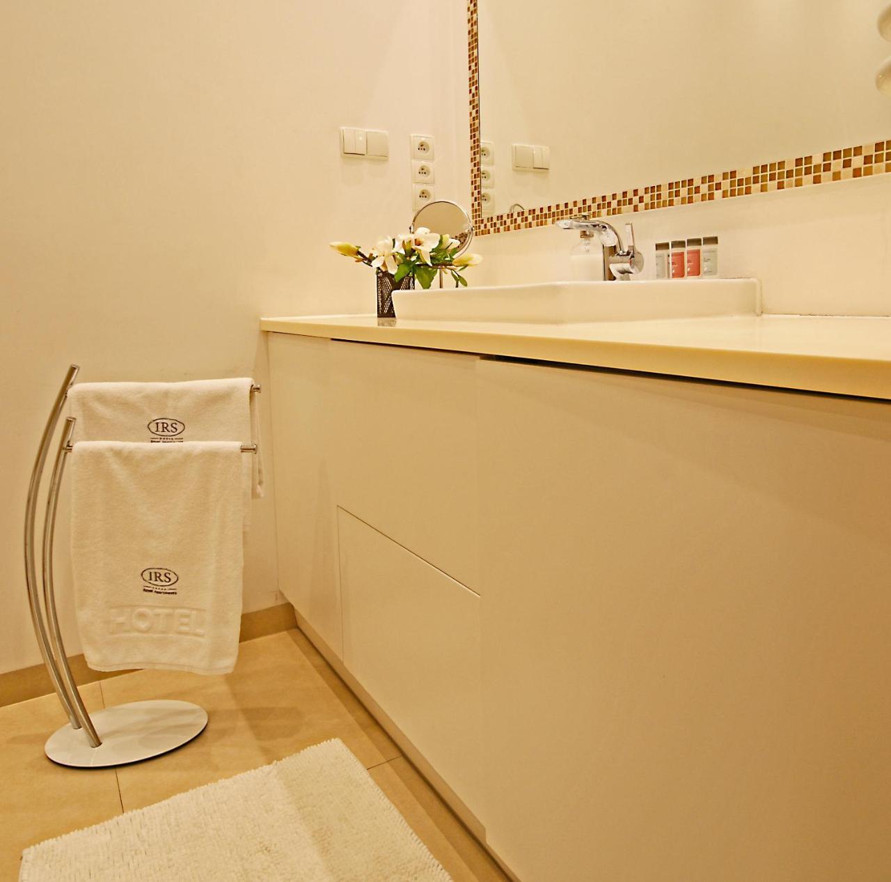Irs Royal Apartments Apartamenty Irs Kwartal Kamienic Γκντανσκ Εξωτερικό φωτογραφία